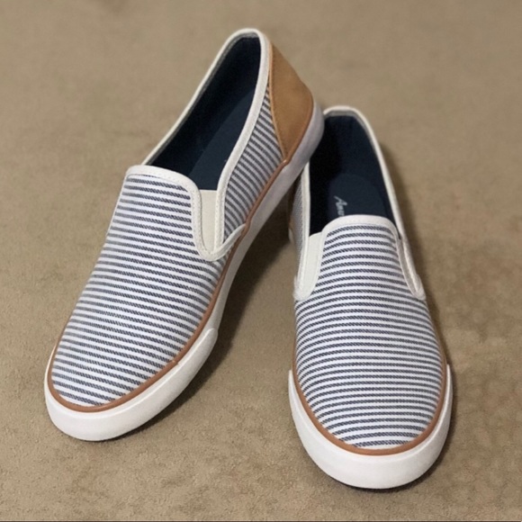 slip on shoes payless